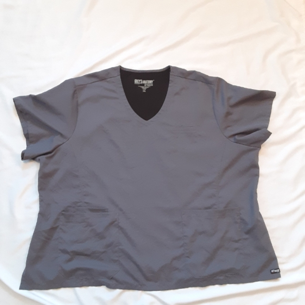 GREY'S ANANTOMY #41460 VNECK SCRUB TOP in MOONSTRUCK/LT GREY WOMENS SIZE 5XL.